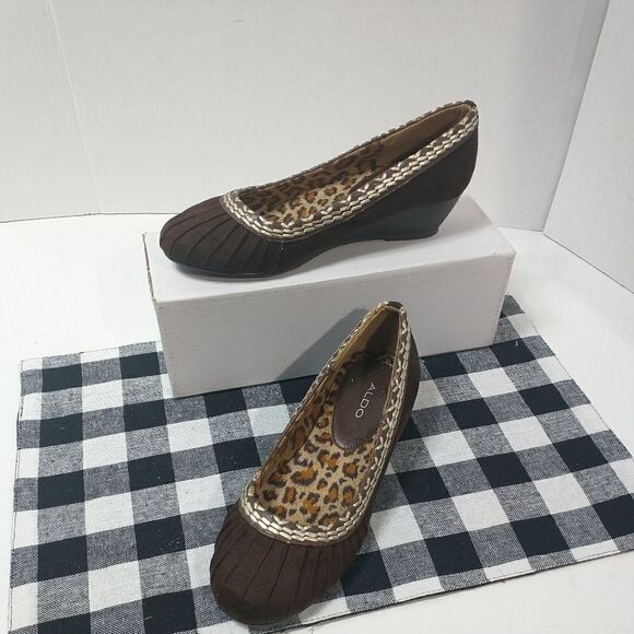 ALDO Women's  Clay Wedge Brown Suede Leather Shoes Size 5 - Picture 1 of 10